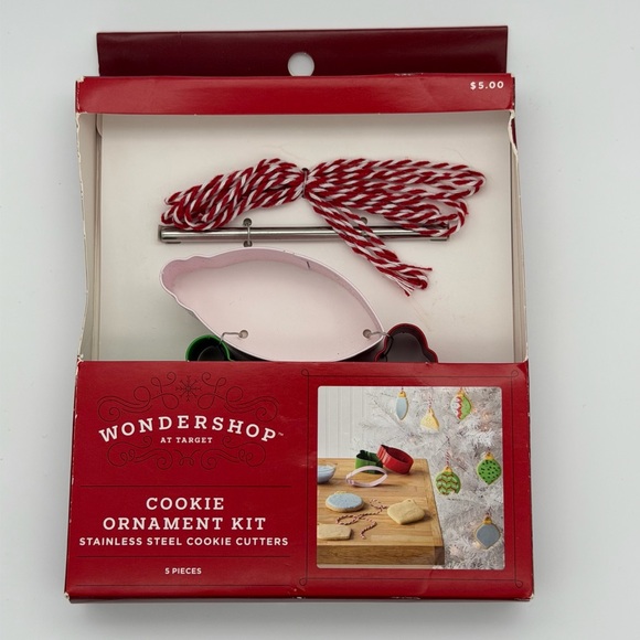 Wondershop Other - Wondershop Cookie Ornament Kit